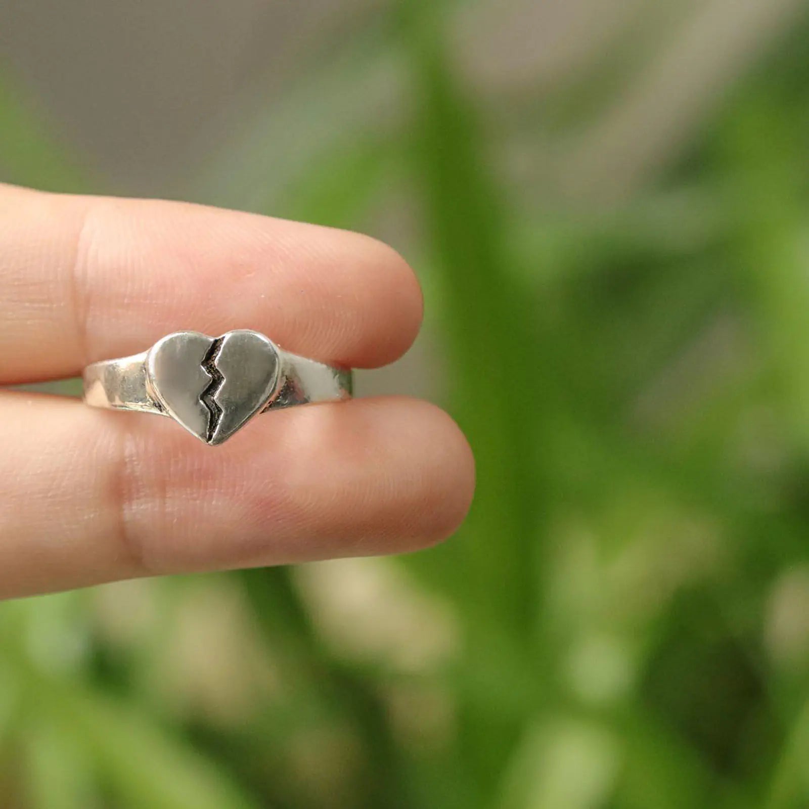 Minimalist Heart Cutout Ring for Women - Trendy Retro