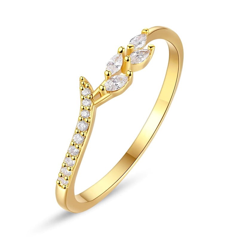 GLOQUAT 18K Gold Rings for Women Leaf Gold Plated Ring Vintage Cubic Zirconia Stackable Rings Wedding Band with Clear CZ Diamond Fake Engagement Ring Dainty Statement Eternity Rings Size 9