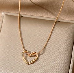 Minimalist Heart Pendant Necklace for Women