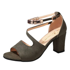 Elegant mid-heel sandals designed for comfort and style, perfect for formal occasions and everyday wear.