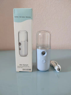 Travel-Size Skin Hydrator/ mist sprayer